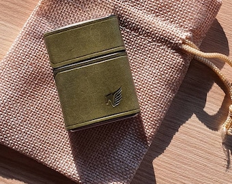 Green Leather Pouch/ver1/zippo Case/Compatible With Zippo Lighter/Handmade/Hand-stitched