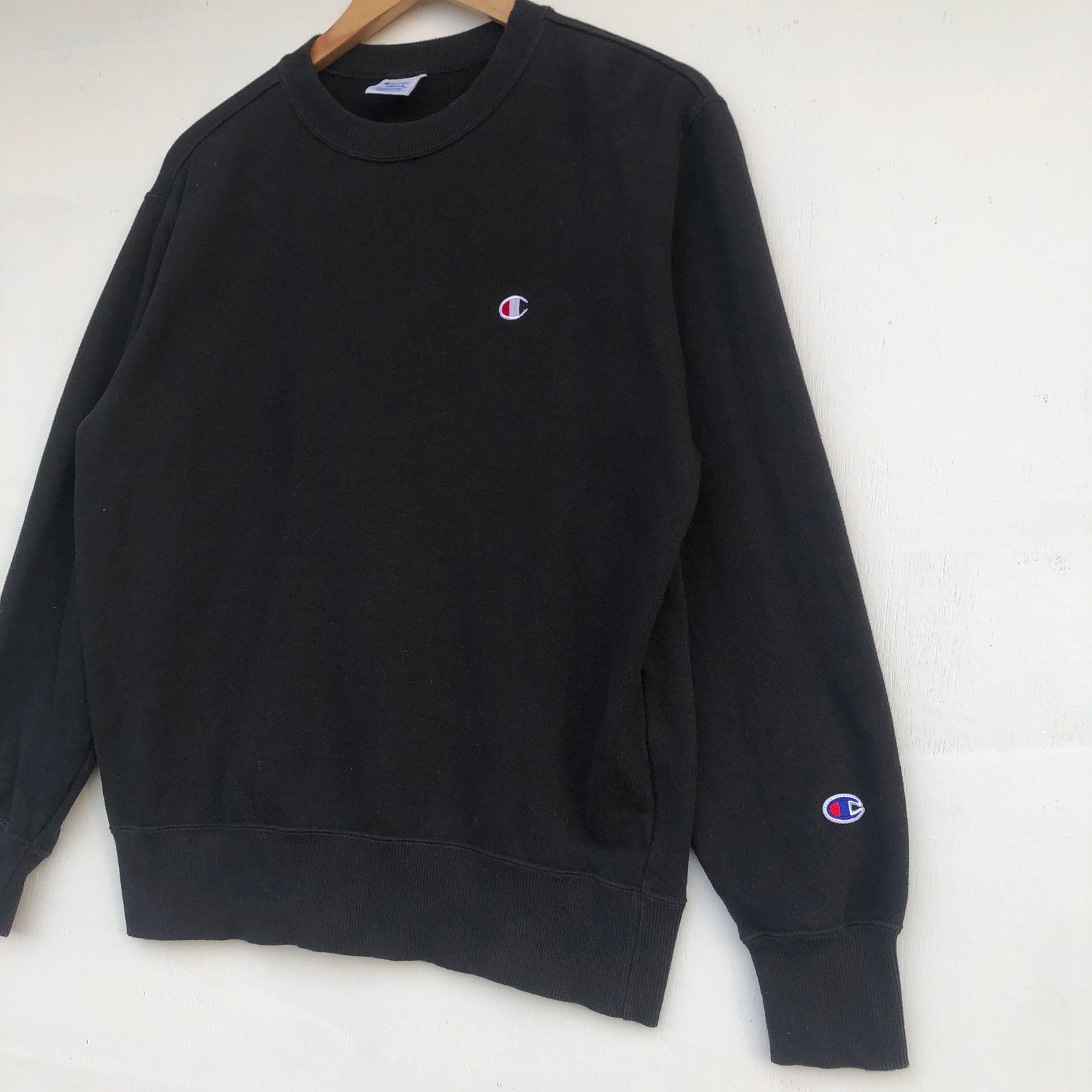 Champion small logo sweatshirt jumper pullover black M | Etsy