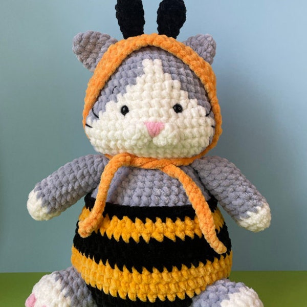 PDF Crochet Pattern Cat in Bee Costume
