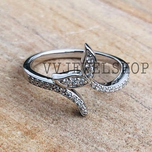 Enchanted Disney Fine Jewelry Ariel&#39;s Diamond Mermaid Ring, White Round Moissanite Mermaid Ring, Women&#39;s Fine Jewelry Daily Wear Ring, 5917