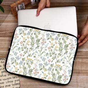 Summer Floral MacBook Sleeve, Fits Air 13 M2/M3, Pro 14 And 16 In, Cottagecore Laptop Case, Aesthetic Protective Cover, Soft Slim Bag.