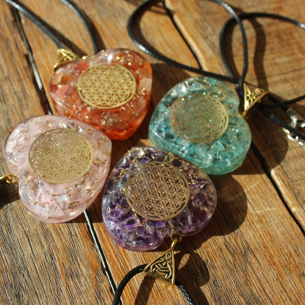 Orgonite Pendentif Coeur Aigue Marine Fleur de Vie - Expression & Energie Positive