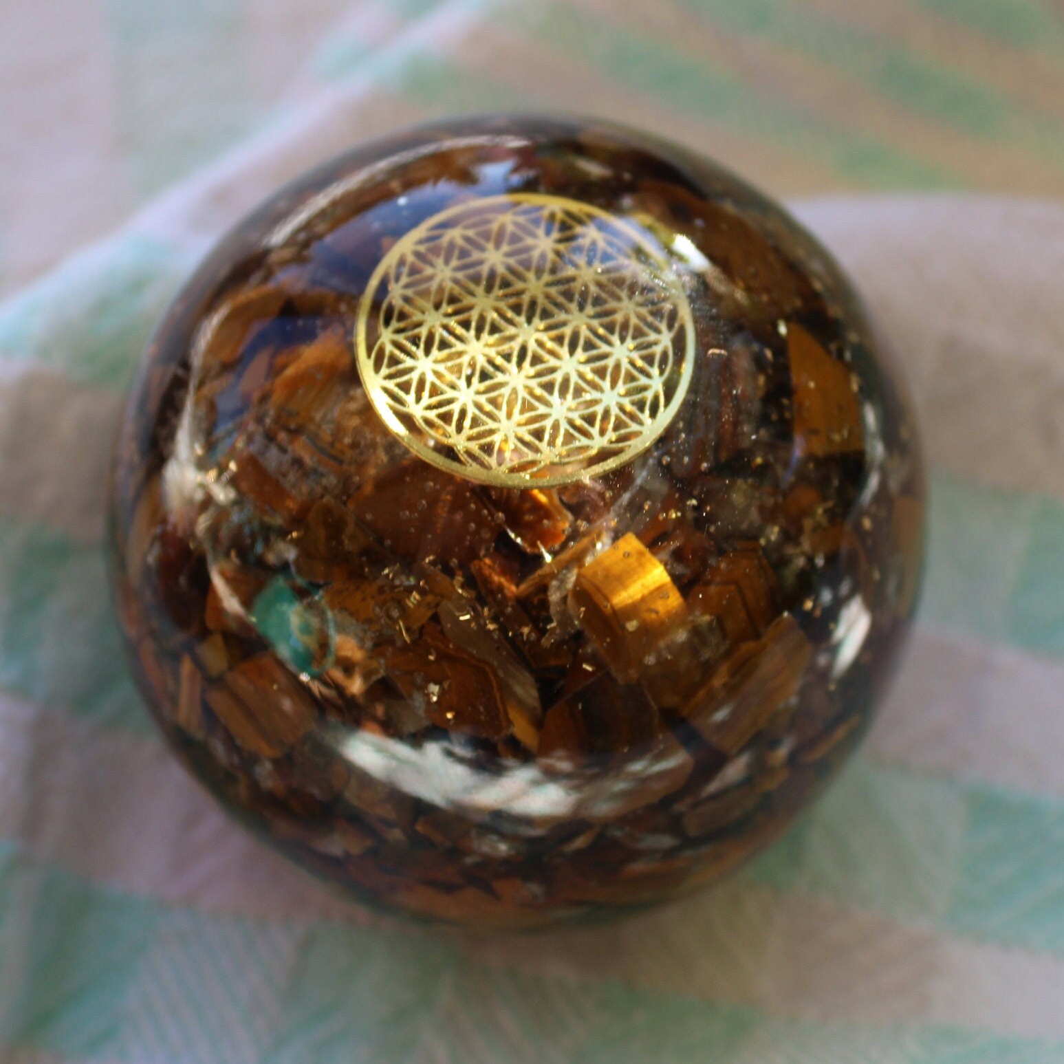 Sphère Orgonite Oeil de Tigre