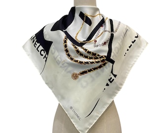 CHANEL スカーフ　レディース　ヴィンテージ ヴィンテージシルクスカーフ、シャネルヴィンテージシルクスカーフ33 x