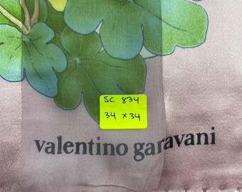 レア物‼️VALENTINO GARAVANIヴィンテージ スカーフ Vintage Valentino Garavani Silk Scarf, Valentino Garavani Muffler