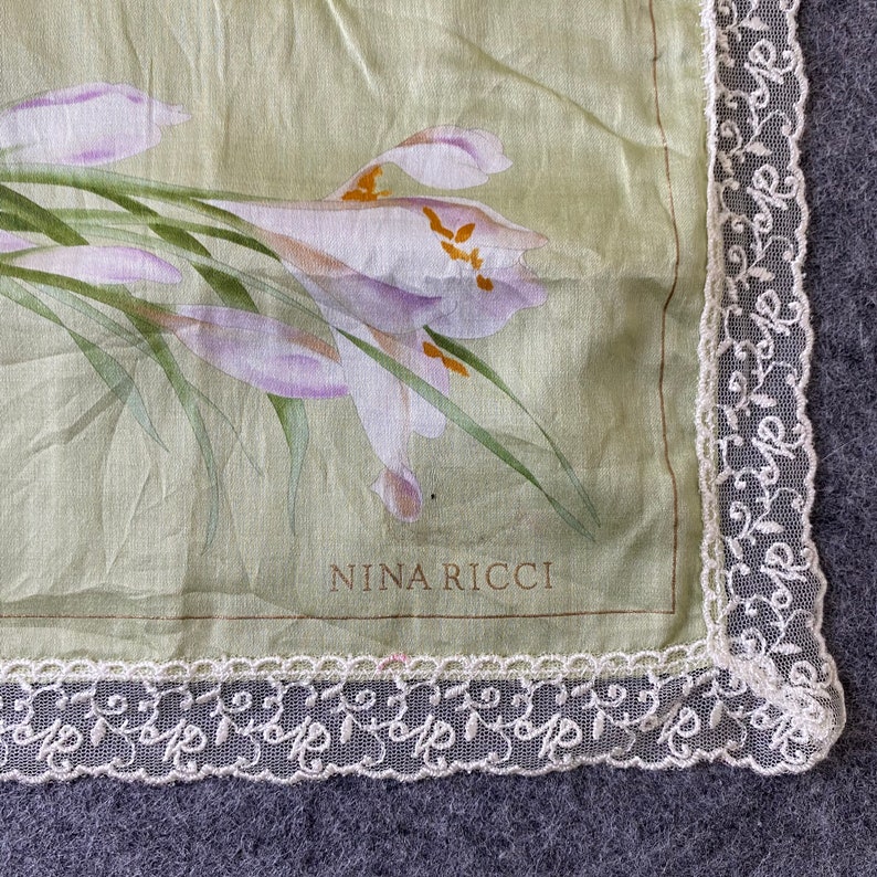 Nina Ricci Handkerchief Pocket Square Accessories Scarf Silk Scarf Floral Face Mask Luxury Handkerchief Nova check Christmas Gif