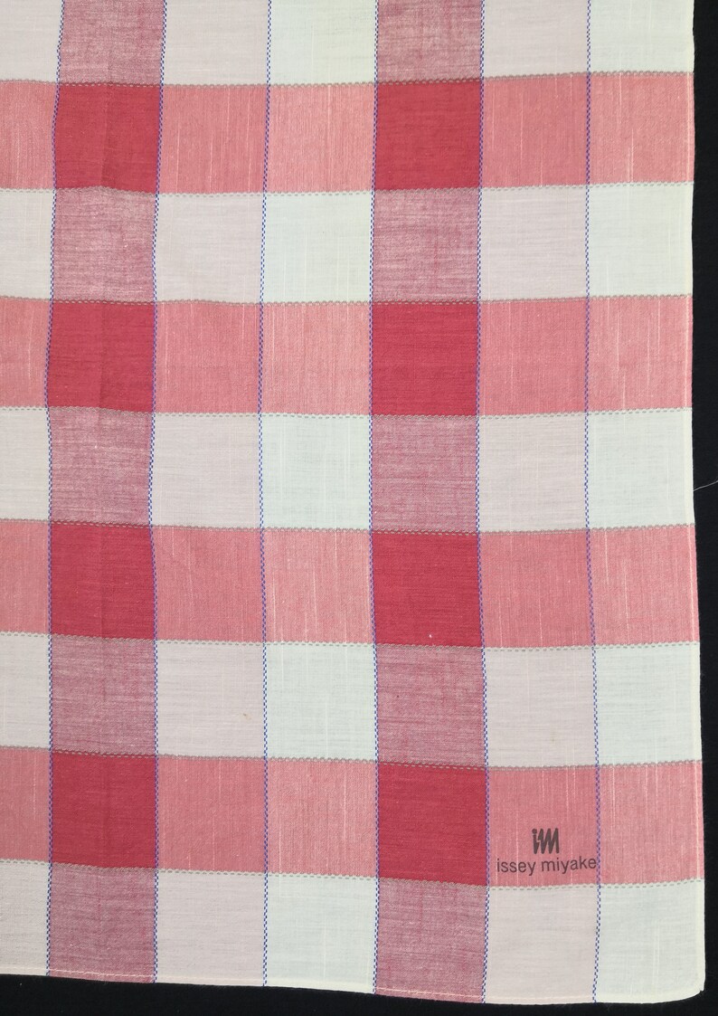 Issey Miyake Handkerchief Pocket Square Accessories Scarf Silk Scarf Floral Face Mask Luxury