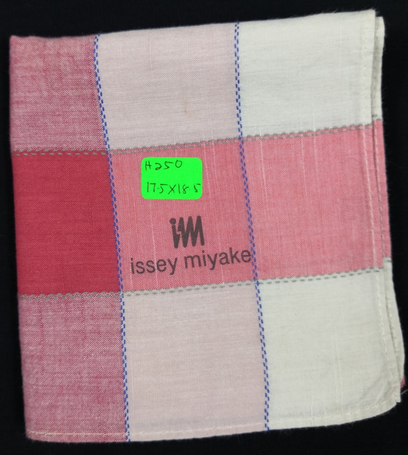Issey Miyake Handkerchief Pocket Square Accessories Scarf Silk Scarf Floral Face Mask Luxury