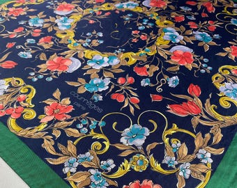 Foulard Courrèges En Soie - Occasion - Multicouleur - Pour Femme - Accessoire Vintage De Marque