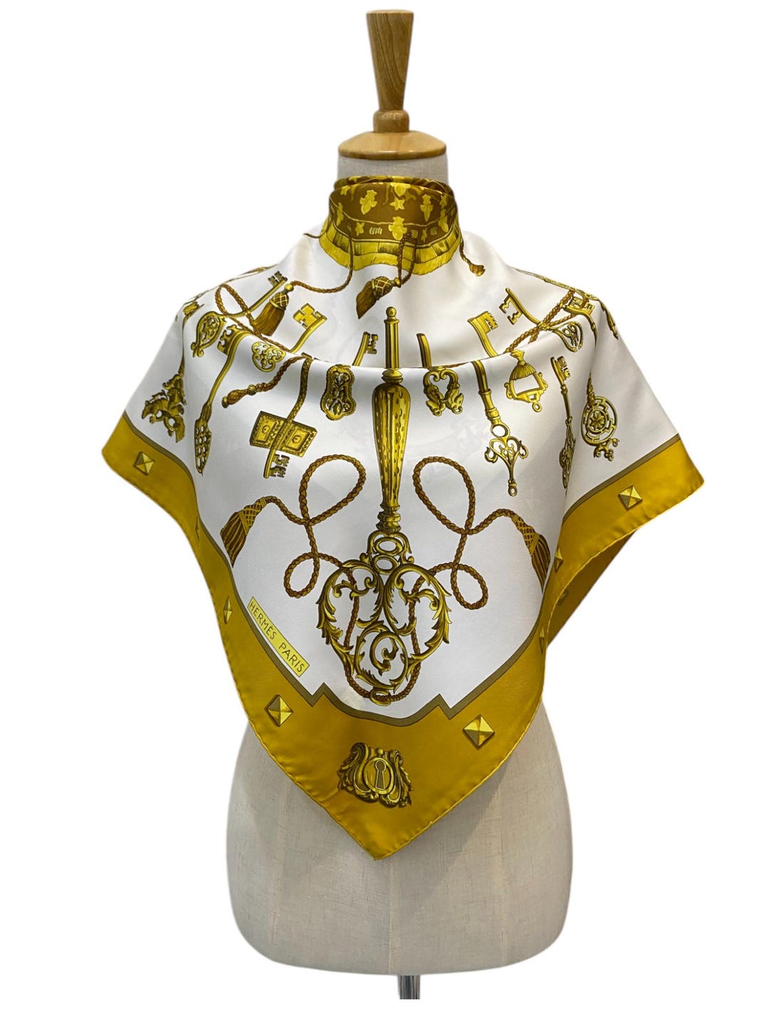 Foulard Hermés Carrosserie En Soie - Jaune - Occasion Authentique