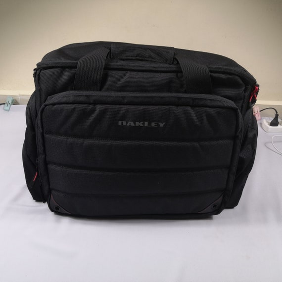 Oakley Messenger Bag