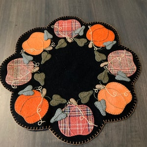 Pumpkin candle mat