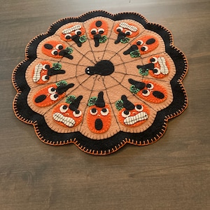 Halloween penny rug candle mat