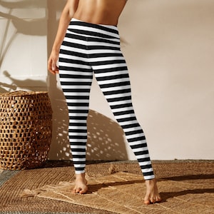 Black and White Striped High Waisted Yoga Leggings