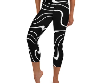 Groovy Yoga Pants, Cropped Length, Black And White, Capri Leggings, Capsule Activewear, Must Have Outfits, High Waisted, Stretchy Tights