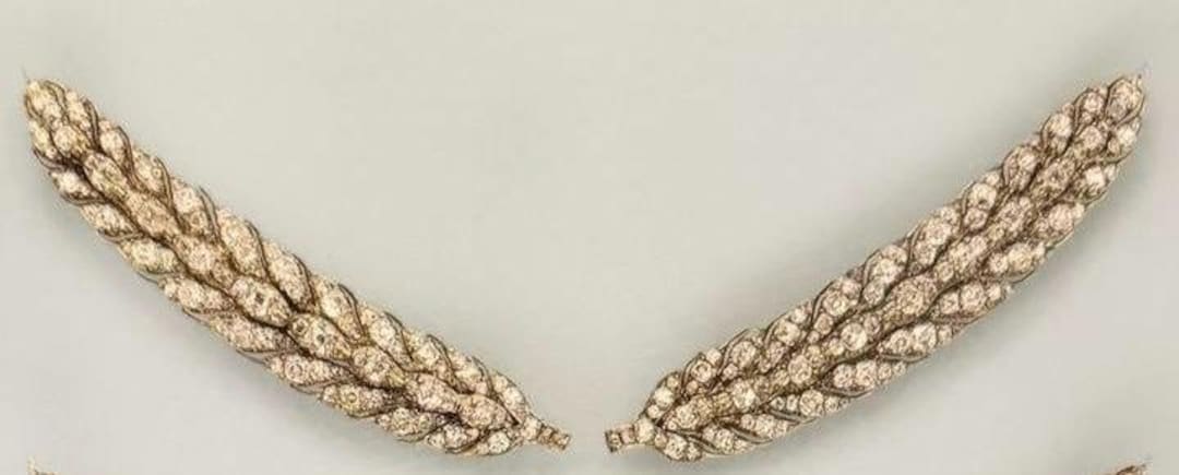 British Royal Family, Queen Adelaide's Ears of Wheat 2 Brooches in 925  Sterling Silver, White Gold Plated - Etsy