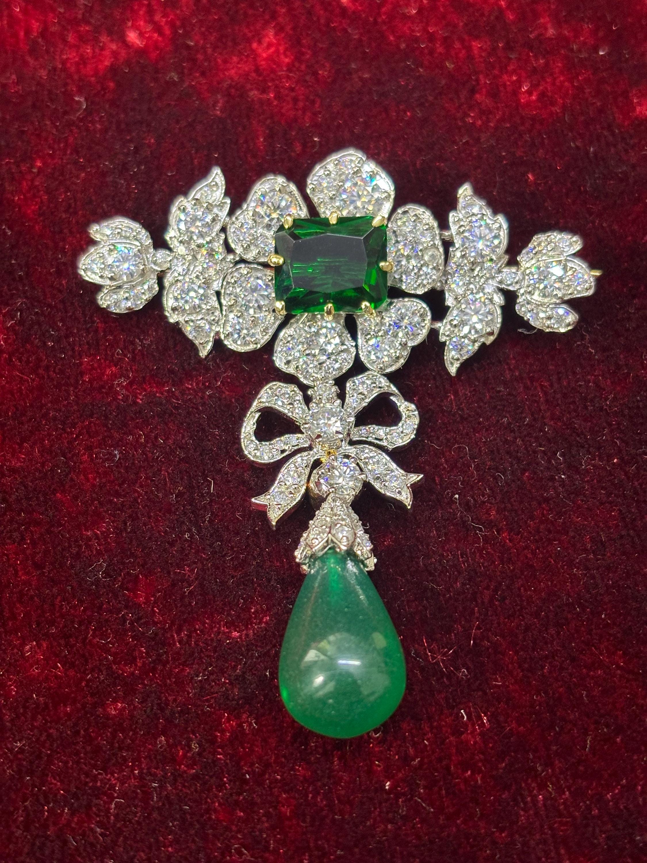 Floral brooch in Emerald and simulated Diamond , 925 sterling silver, gift for her