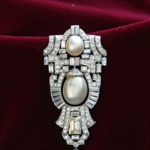 Art deco style 925 sterling silver pearl CZ zircon queen Marry&#39;s inherited brooch for her,women