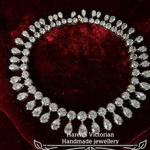 Vintage reproductie keizerin Marie Antoinette peer drop ketting op 925 sterlingzilver gesimuleerd diamant witgoud verguld op zilver