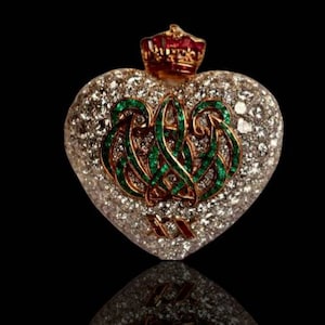 Vintage Reproduction 9k gold  Natural rose cut diamond Emerald/ Ruby "/The Duchess of Windsor royal brooch for women for her/Valentine's day