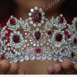 Tiara z rubinami dla księżnej Angoulême, replika ze srebra próby 925 z cyrkoniami sześciennymi dla panny młodej
