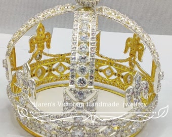 Corona pequeña de la reina Victoria de inspiración victoriana de plata de ley 925 con circonita cúbica y circonita cúbica.