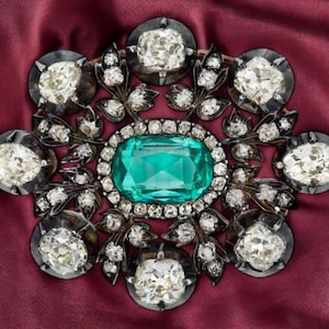 Vintage emerald  brooch Vintage inspired 925 sterling silver emerald cz zircon  anniversary/wedding/ gift