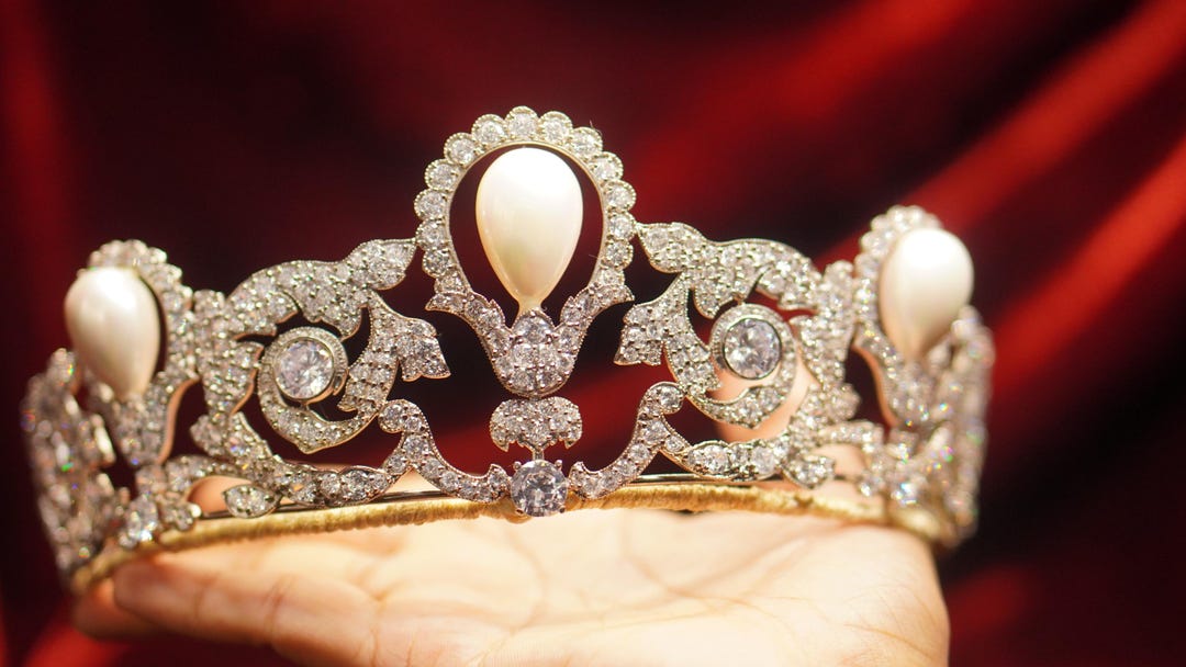 Bella Equpe 925 Sterling Silver Cz Zircon Pearl the Murat Tiara