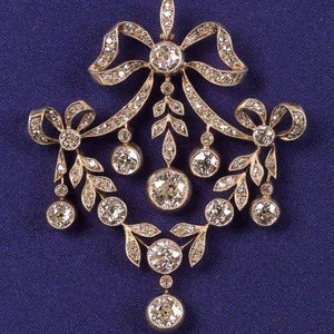 Edwardian rose cut diamond 925 silver pearl Brooch for women