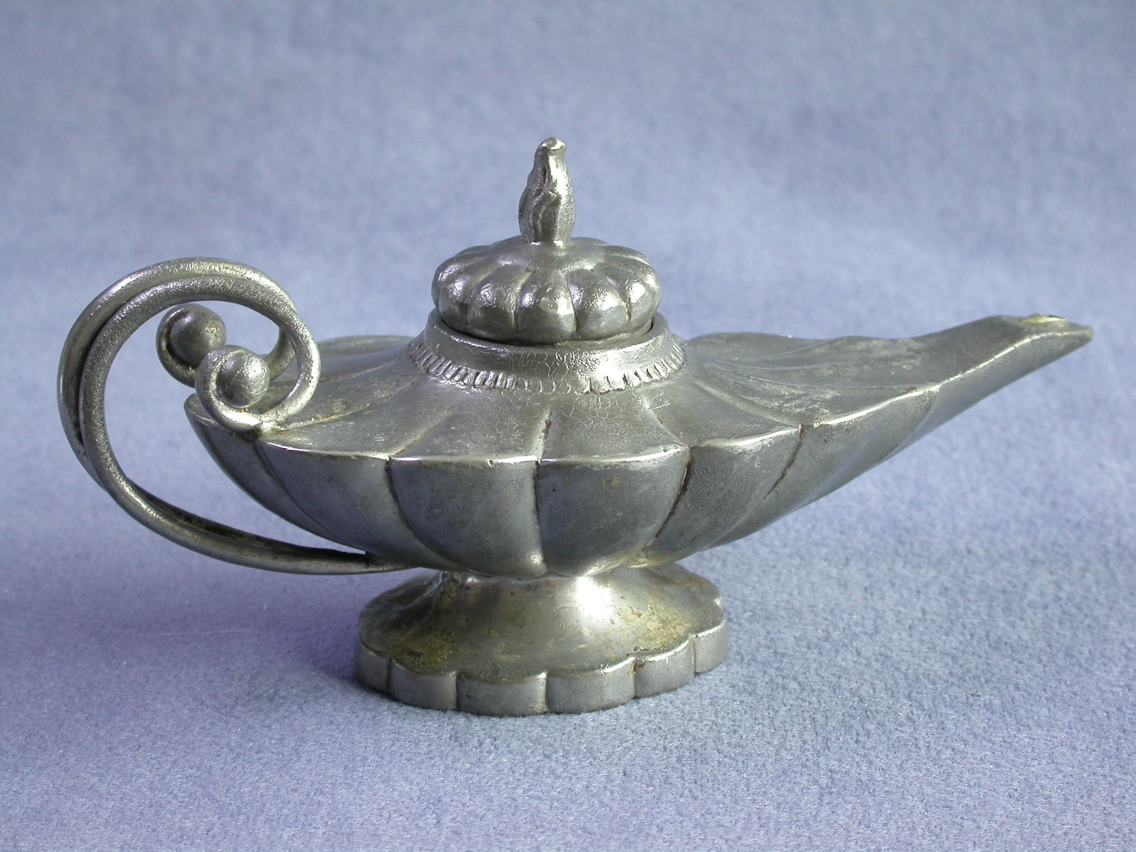 Danish online oil lamp
