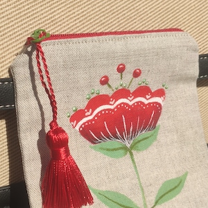 Monedero flor roja. Monedero pintado a mano. Monedero de lino.