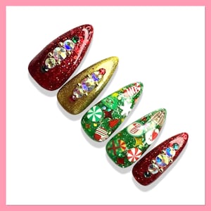 Christmas Press On Nails | Candy-cane Nails | Holiday Nails | Red False Nails | Glue On Nails | Green Holiday Nails | X-Max Nails