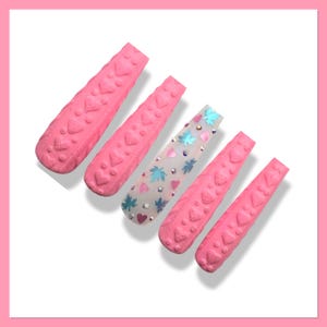 Pink Sweater Press On Nails | Xmas nails | Holiday Nails | Pink 3D Sweater Nails | Winter Heart Glue On Nails | Autumn Nails
