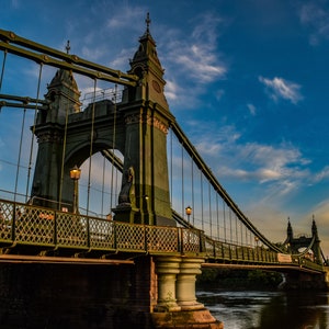 Hammersmith Bridge