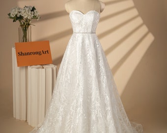 Romantic Ivory Lace Boho Summer Wedding Dress with Crystal Belt Featuring Illusion Sweetheart Neckline Bridal Gowns Trailing Wedding Gown