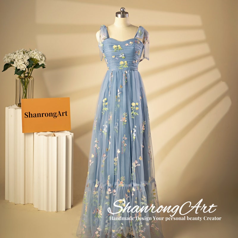 WOMEN'S LONG DRESS IN FLOWER PRINT WITH EMBROIDERY WORK ON NECKLINE