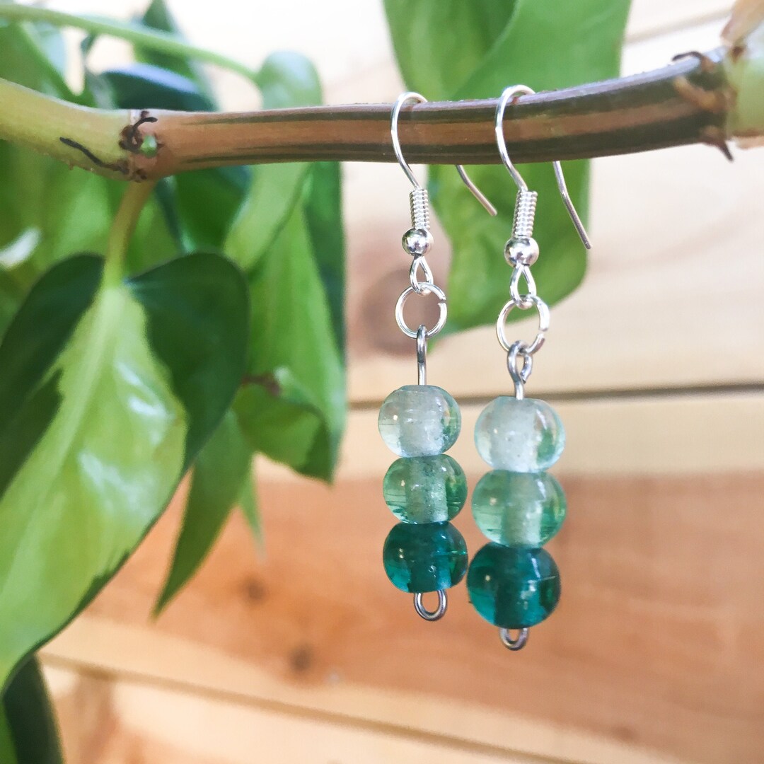 Green Ombre Dangling Earrings, Clear Bead Earrings, Womens Jewelry, Green Earrings, Dangling