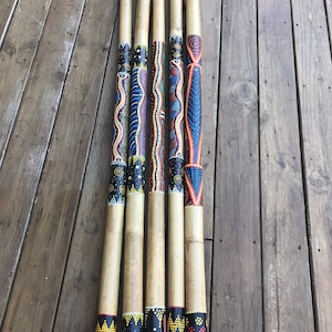 Terre Bamboo Rain Stick, Rain Maker 24&quot; 32&quot; 40&quot; 48&quot; 59&quot; Painted, Burned, Cave or Maori Design