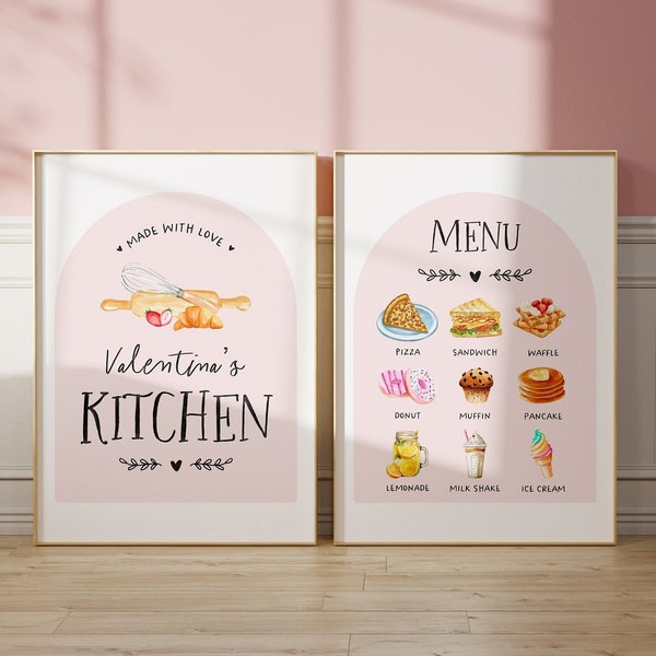 Ensemble de 2 panneaux de cuisine de jeu personnalisés, menu de cuisine jouet aquarelle, cadeau personnalisé pour petite fille, décor de salle de jeux pour filles, décor de cuisine de jeu