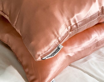 Mira Que Wow Mulberry Silk Pillow Case Set