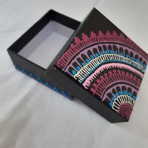 Hand Painted Jewellery / Keepsake Box