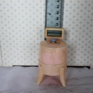 Renewal Pink Washing Machine/Vintage Dollhouse 1:12 Scale