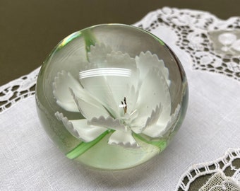 Glass PAPERWEIGHT with White Flower Inside|Desk Decor Paperweights|Glass Figurines