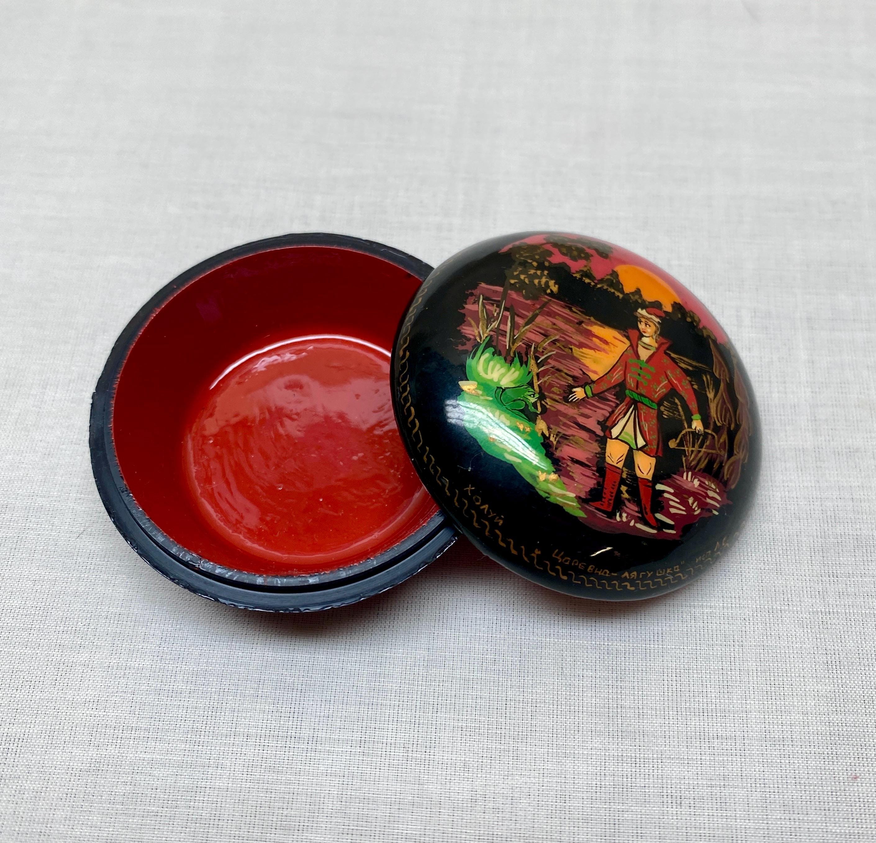 洋書 Russian Lacquered Miniatures il_fullxfull.4333302199_hqha.jpg