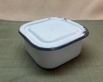 Vintage White ENAMELWARE Small Rectangle Pan with Lid Trimmed in Black |Collectible Enamel Ware Pots and Pans| Rustic Gardening Pots