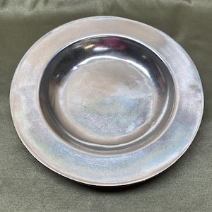 Vintage Old World Zinnschale | Antike Metall Servierschale | Zinn Serviergeschirr oder Table Top Decor|Sammlerzinn