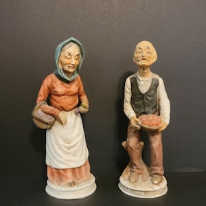 Vintage Ardco Old Man  & Old Woman / Farmers  Ceramic Figures / Taiwan / Original Stickers