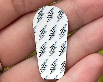 Calcomanía para transmisor con rayo y estampado de vaca