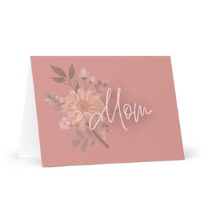 Moeder bloemenwenskaart, roze kaart voor Moederdag, moeder verjaardag, boeket bloemen briefpapier om cadeau te geven, elegante vrouwelijke kaart voor moeder