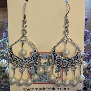 Handmade Chandelier Pearl Dangle Earrings: Elegant Bohemian Style